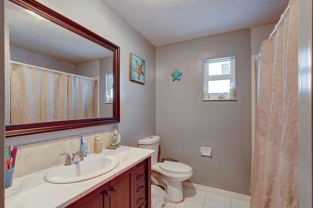 For Sale: $335,000 (3 beds, 2 baths, 1340 Square Feet)