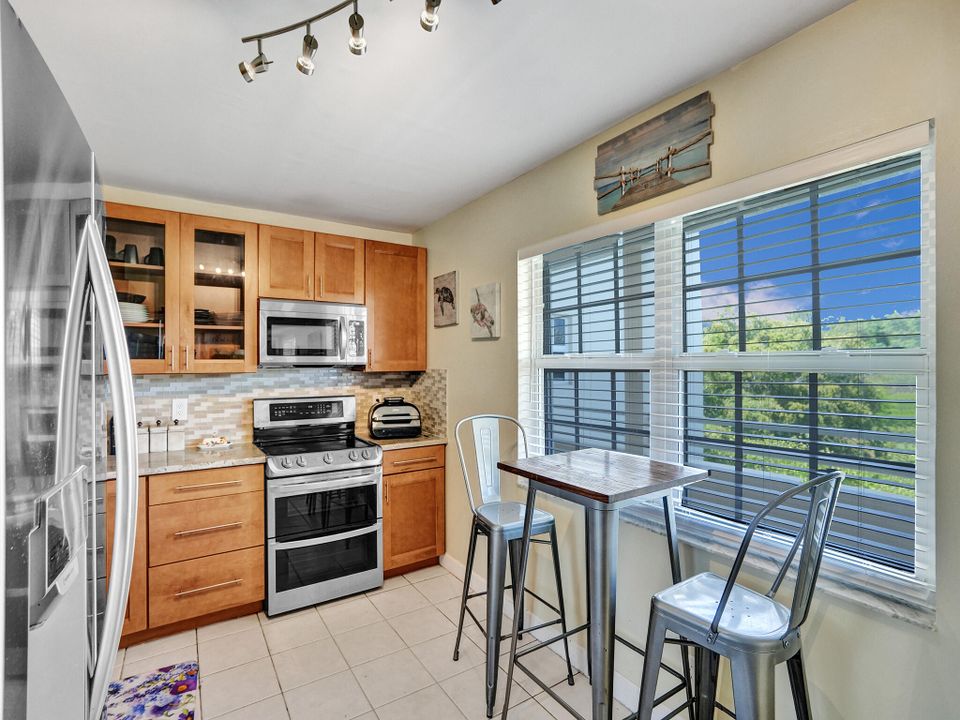 For Sale: $371,000 (3 beds, 2 baths, 1620 Square Feet)