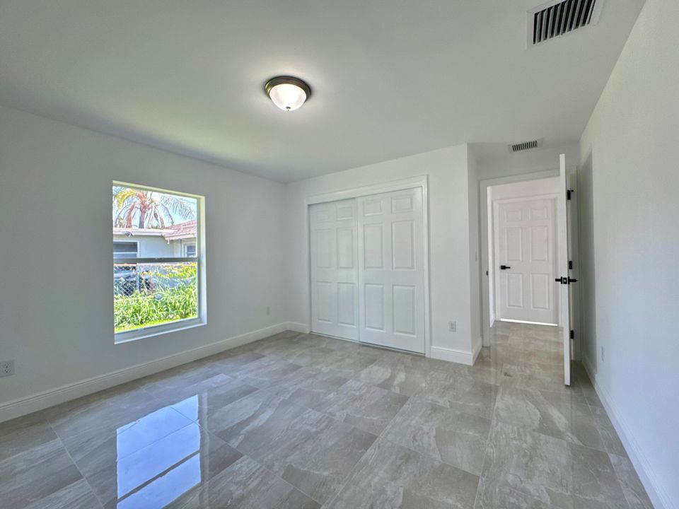 Active With Contract: $525,000 (3 beds, 2 baths, 1432 Square Feet)
