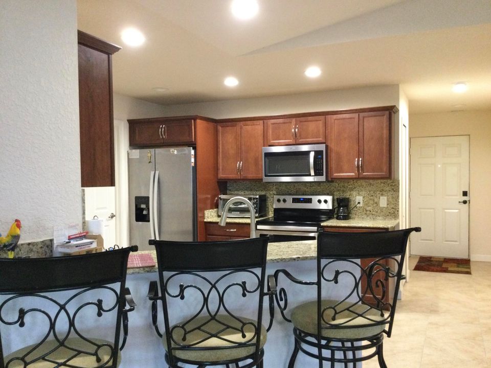 For Sale: $229,000 (2 beds, 2 baths, 1451 Square Feet)