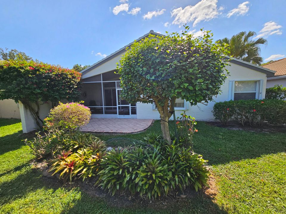 For Sale: $459,000 (3 beds, 2 baths, 1682 Square Feet)