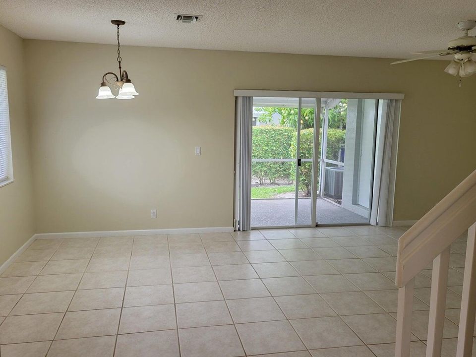 For Rent: $3,500 (3 beds, 2 baths, 1502 Square Feet)