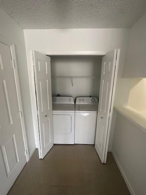 For Sale: $190,000 (1 beds, 1 baths, 620 Square Feet)