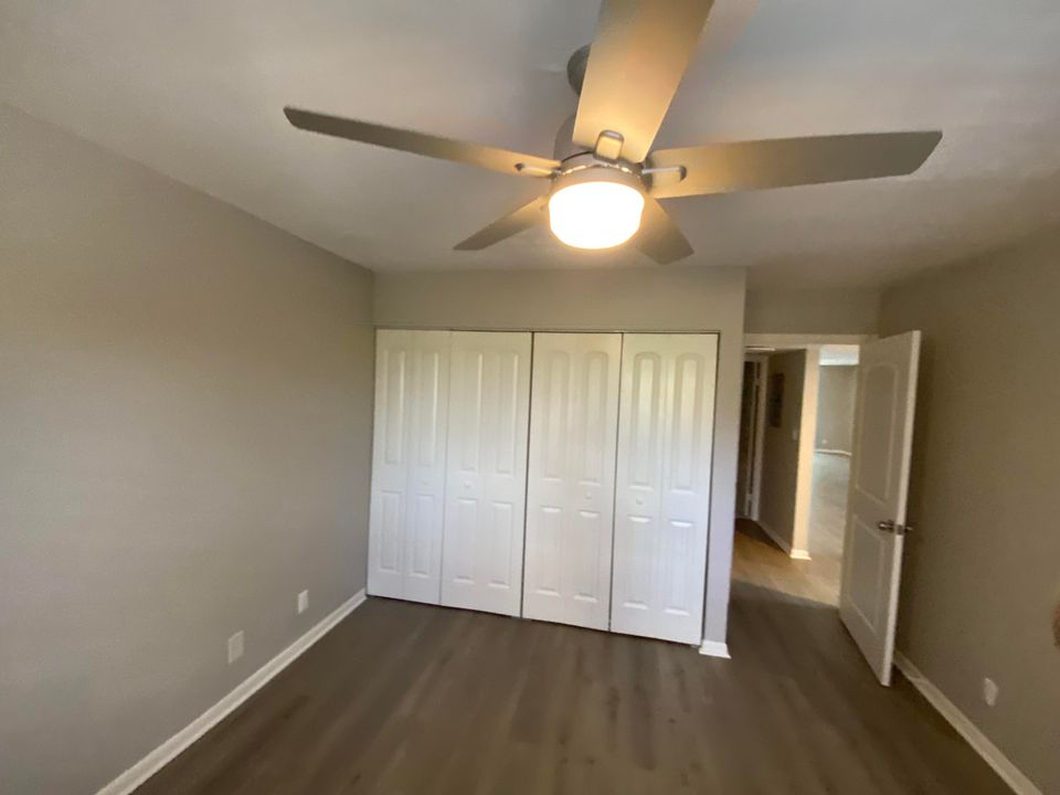 For Sale: $315,000 (2 beds, 2 baths, 1348 Square Feet)