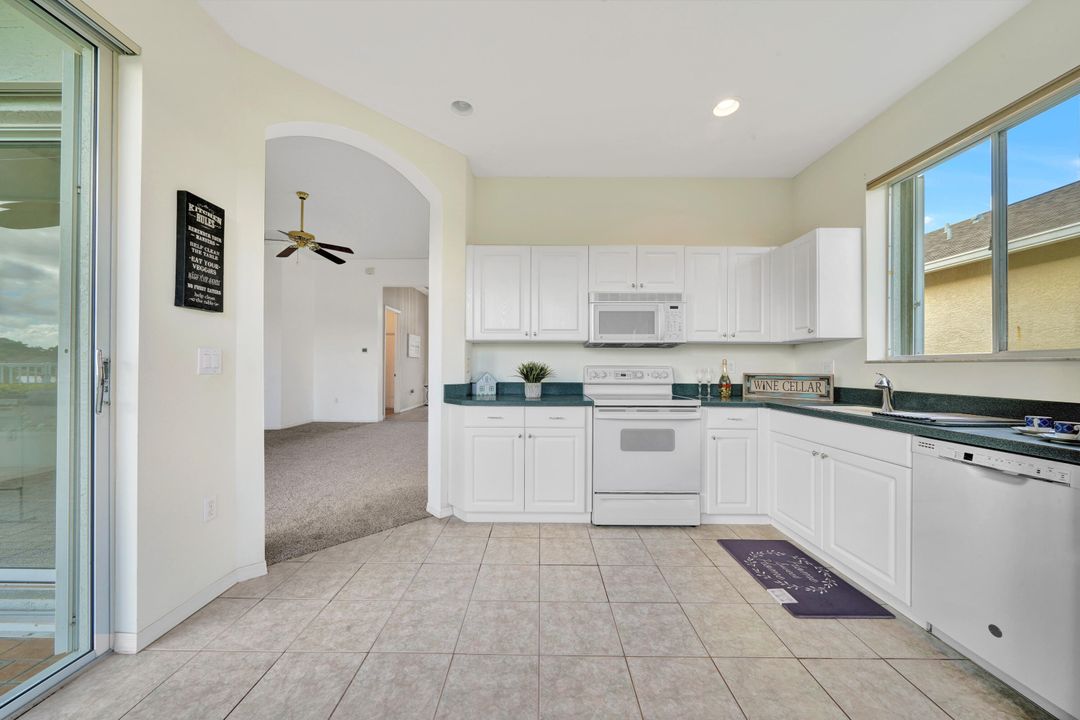For Sale: $350,000 (3 beds, 2 baths, 1496 Square Feet)