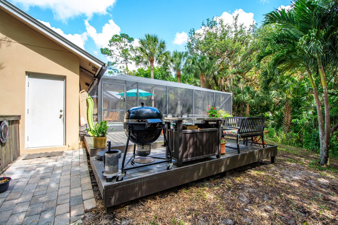 Active With Contract: $769,900 (3 beds, 2 baths, 1996 Square Feet)