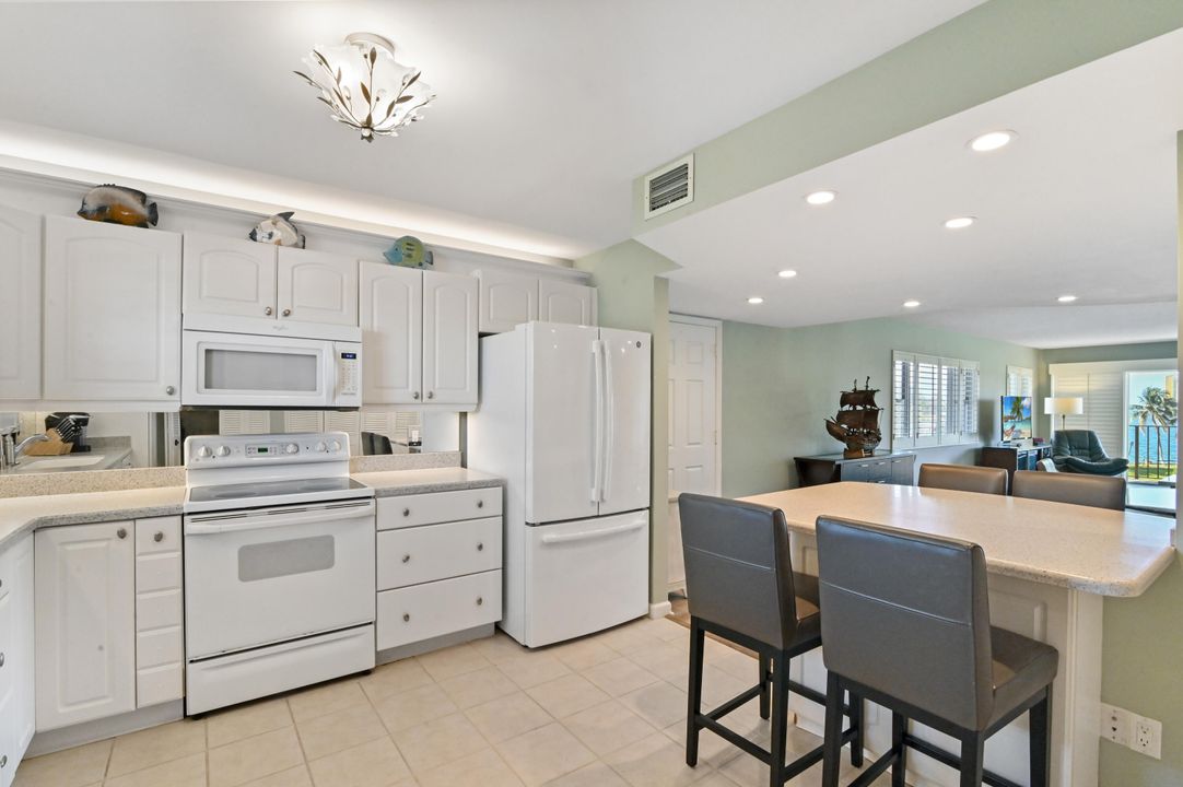 For Sale: $525,000 (2 beds, 2 baths, 1440 Square Feet)