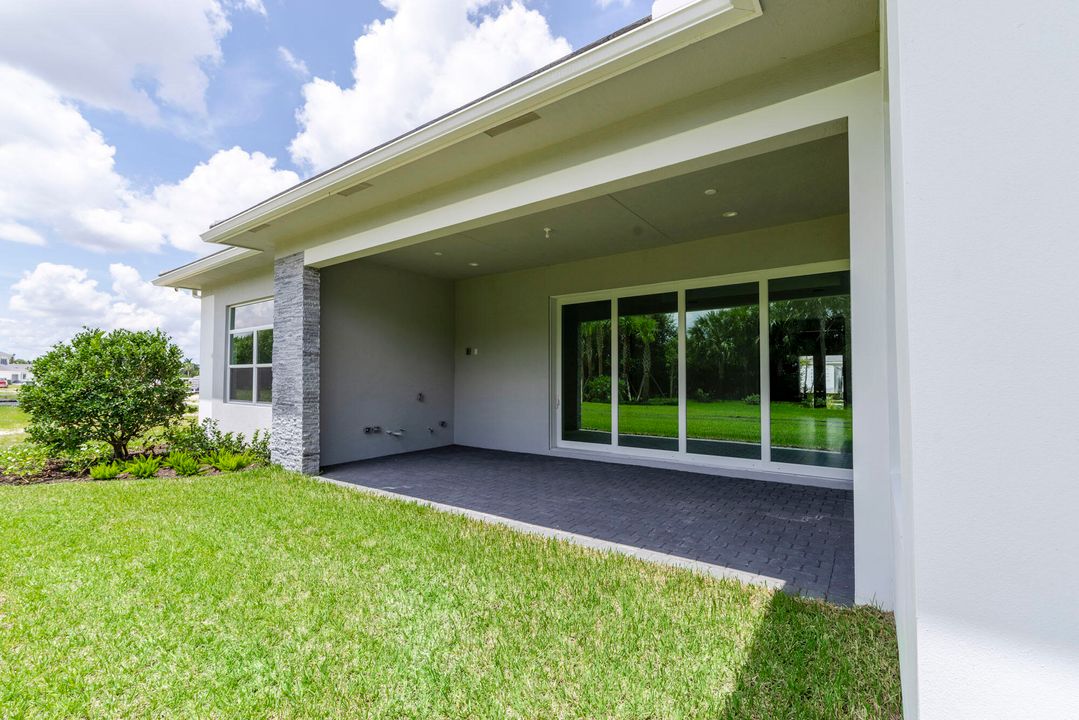 For Sale: $1,970,000 (3 beds, 3 baths, 3920 Square Feet)