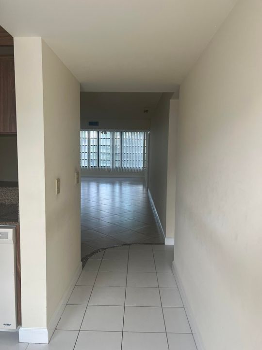 For Rent: $2,150 (2 beds, 2 baths, 1442 Square Feet)