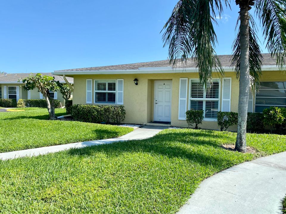 For Sale: $237,500 (2 beds, 2 baths, 1167 Square Feet)
