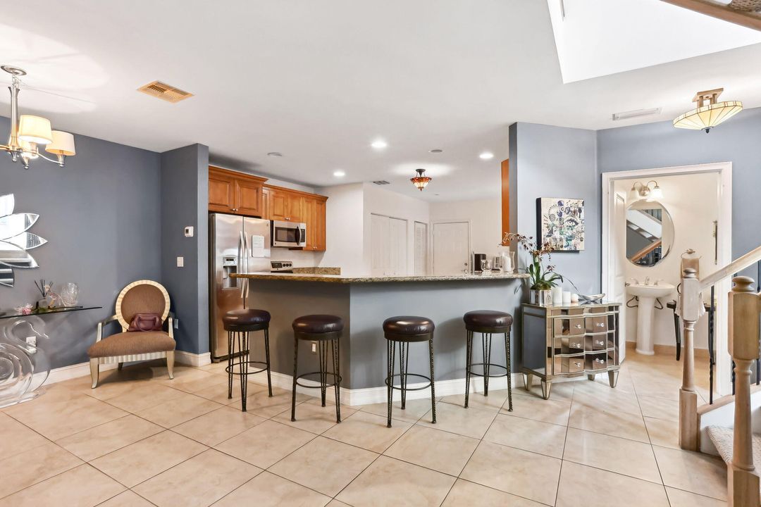 For Sale: $725,000 (3 beds, 2 baths, 2658 Square Feet)