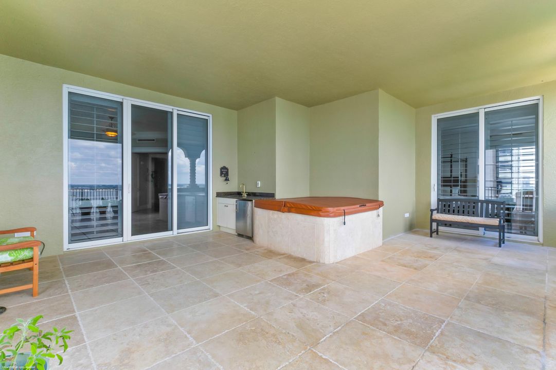 For Sale: $4,500,000 (3 beds, 4 baths, 5110 Square Feet)
