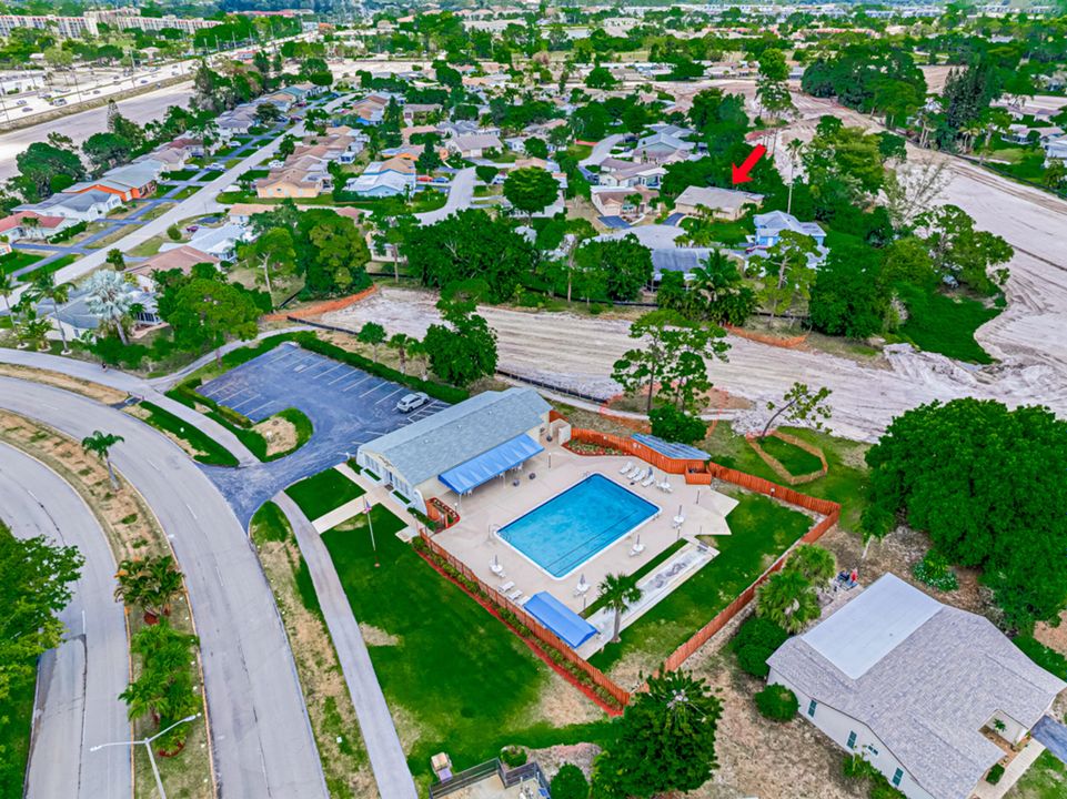 Active With Contract: $395,000 (3 beds, 2 baths, 1968 Square Feet)