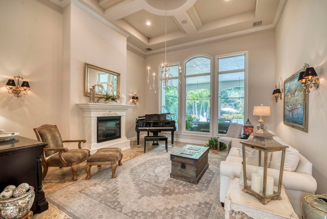 For Sale: $2,700,000 (5 beds, 4 baths, 3850 Square Feet)