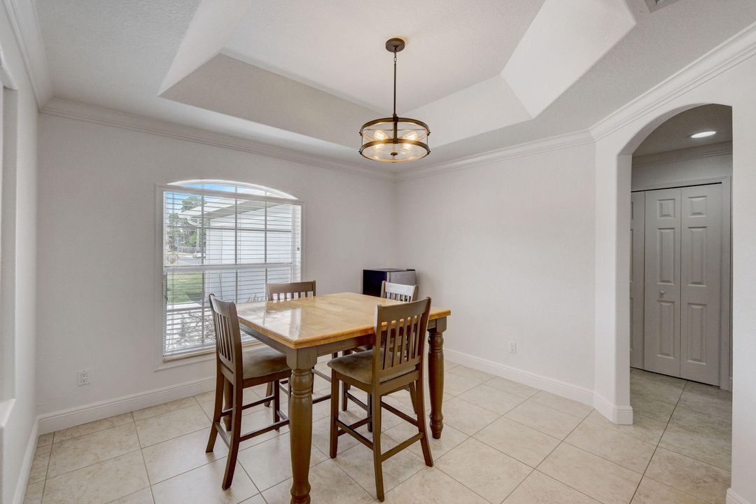 Active With Contract: $460,000 (3 beds, 2 baths, 1685 Square Feet)