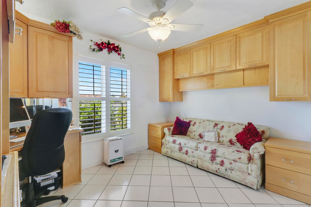 For Sale: $439,000 (2 beds, 2 baths, 1145 Square Feet)