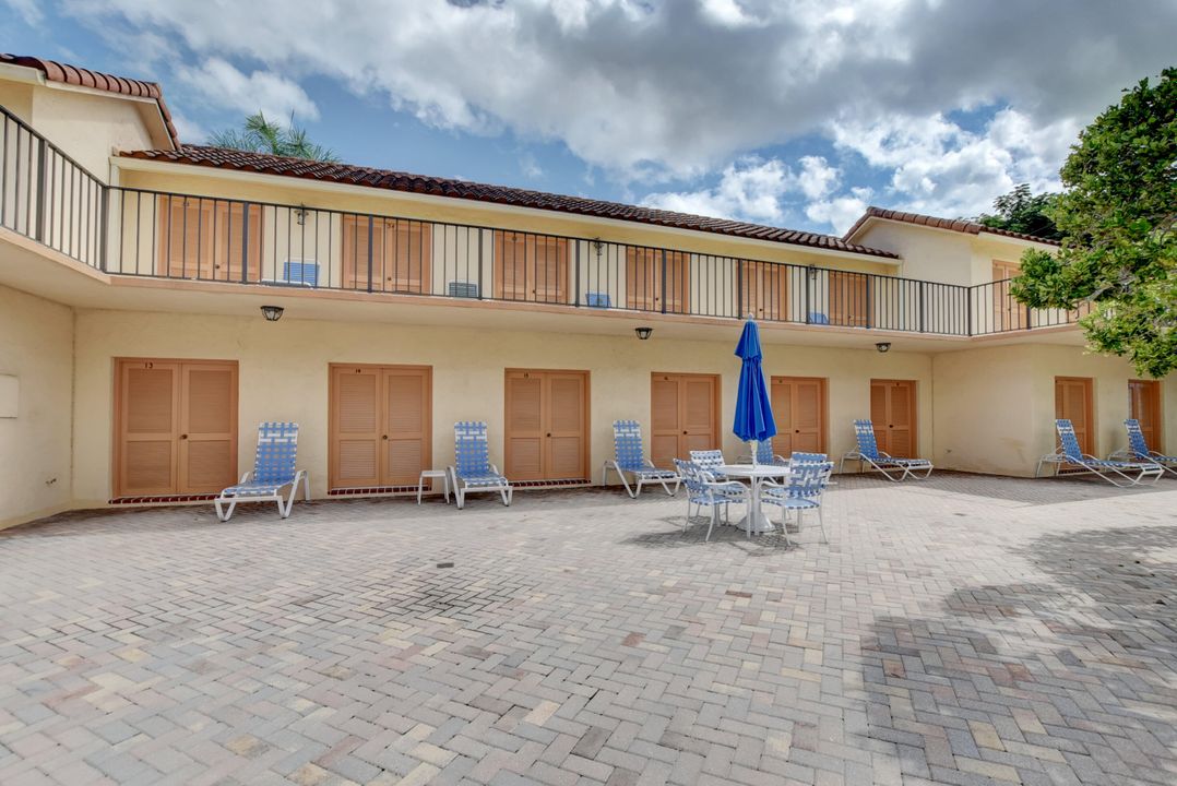 For Sale: $429,000 (2 beds, 2 baths, 1530 Square Feet)