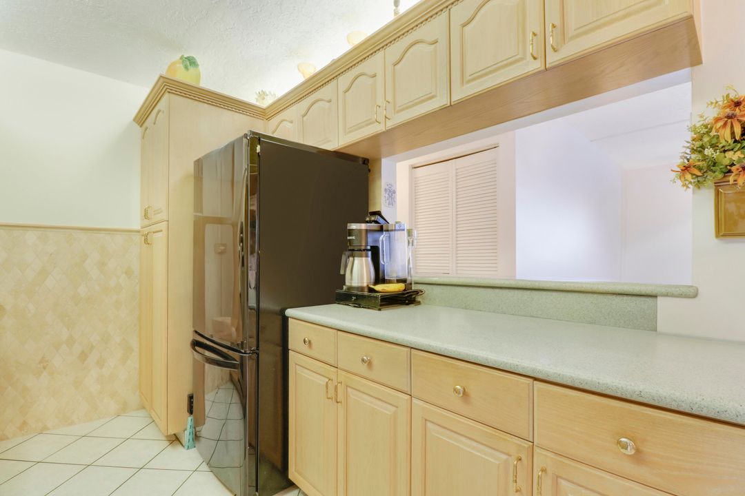 For Sale: $439,000 (2 beds, 2 baths, 1145 Square Feet)