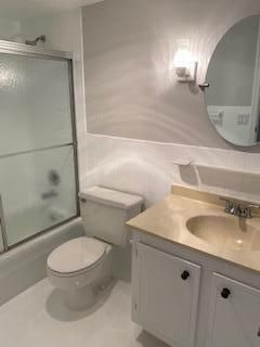 For Rent: $2,450 (2 beds, 2 baths, 978 Square Feet)