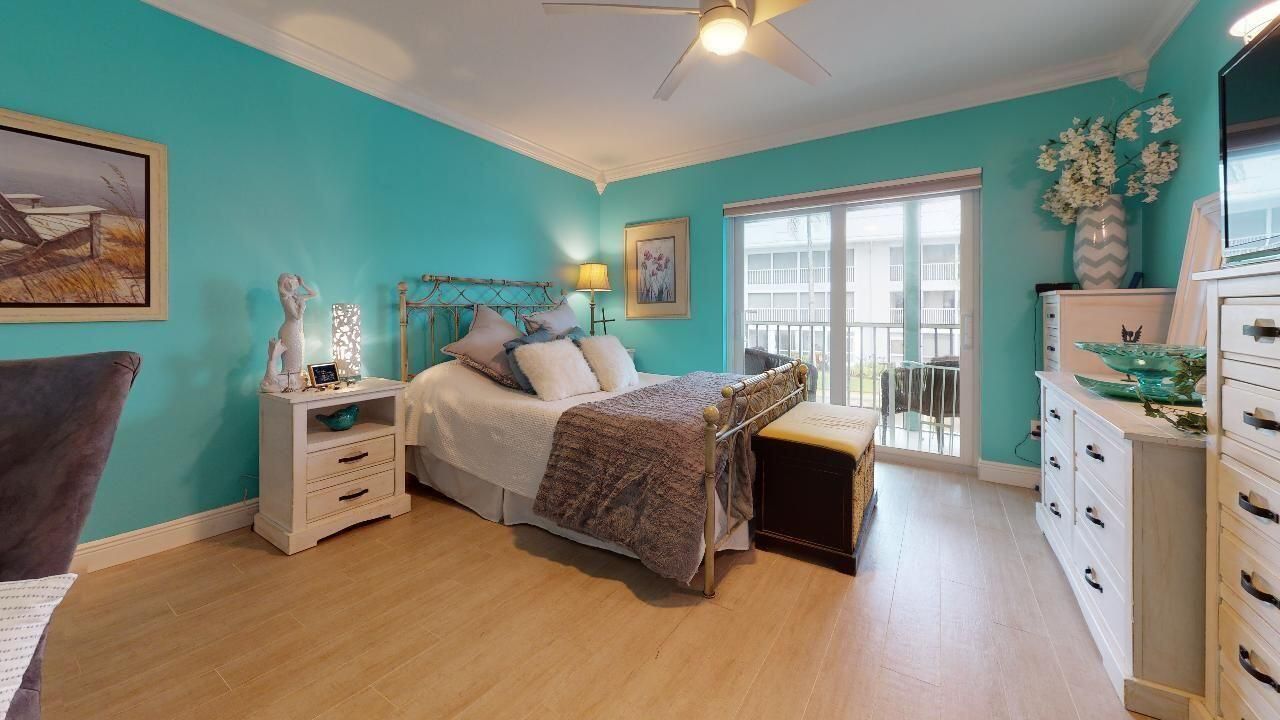 Active With Contract: $1,500 (2 beds, 2 baths, 1191 Square Feet)