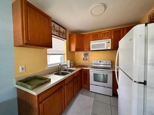 Active With Contract: $1,550 (1 beds, 1 baths, 529 Square Feet)