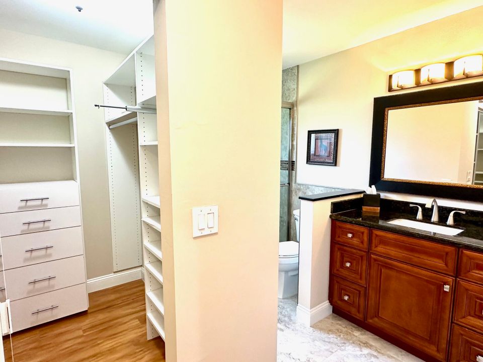 For Sale: $339,000 (2 beds, 2 baths, 1400 Square Feet)
