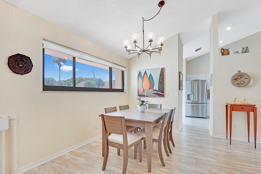 For Sale: $545,000 (2 beds, 2 baths, 1451 Square Feet)