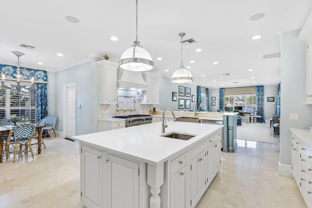 Active With Contract: $8,350,000 (4 beds, 3 baths, 4153 Square Feet)