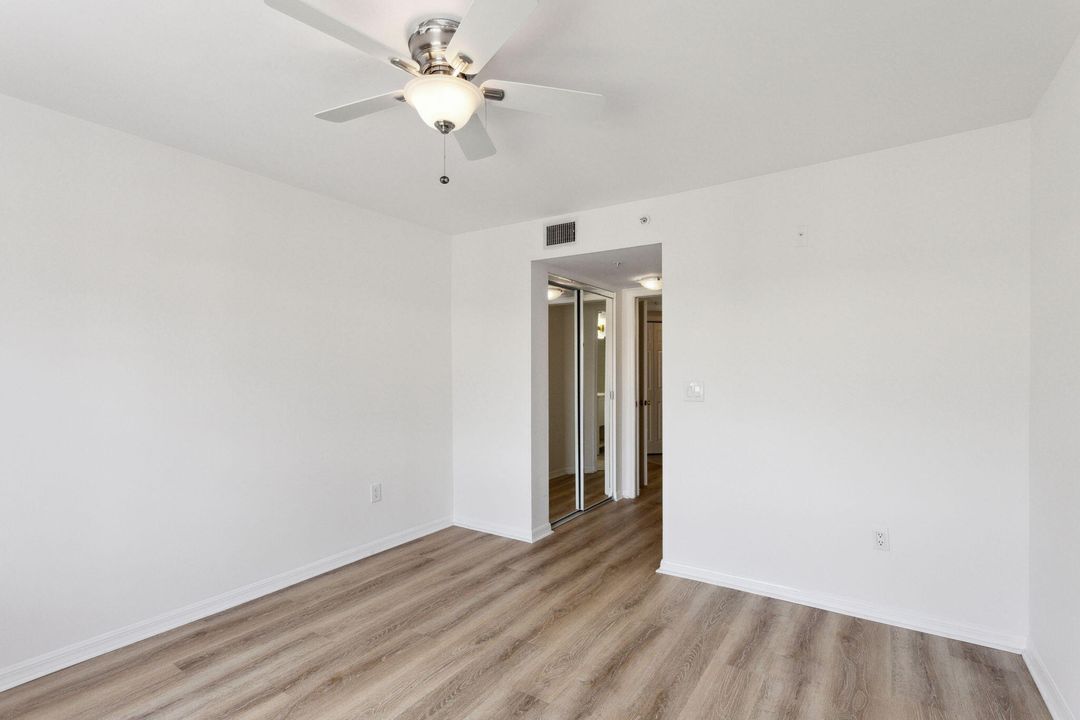 For Sale: $319,000 (2 beds, 2 baths, 1200 Square Feet)