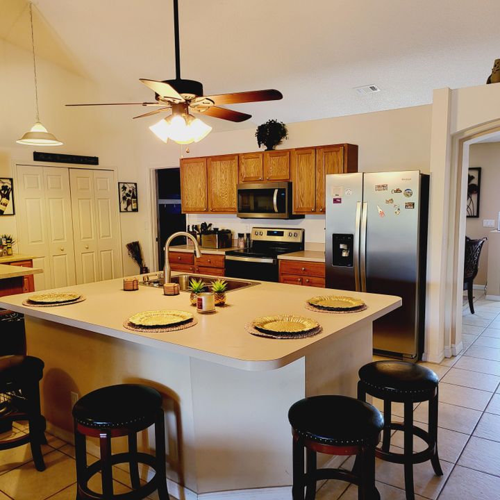 For Sale: $411,000 (4 beds, 2 baths, 2040 Square Feet)
