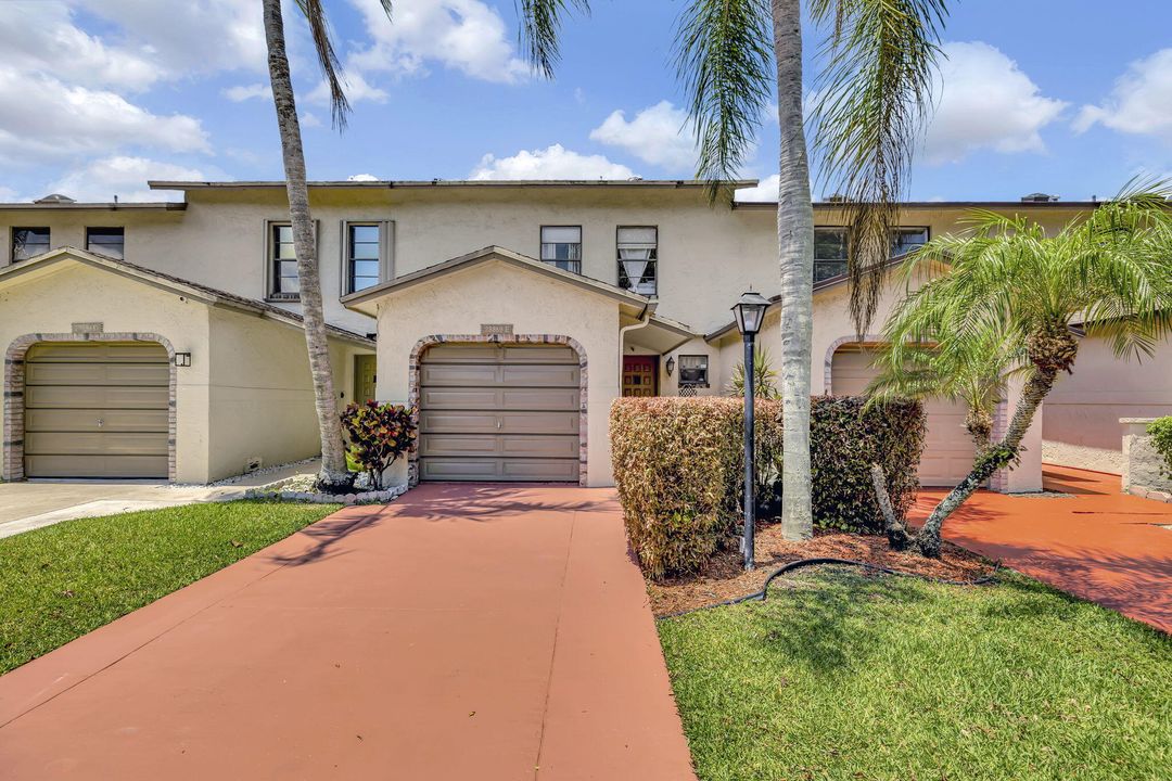For Sale: $479,000 (3 beds, 2 baths, 1412 Square Feet)