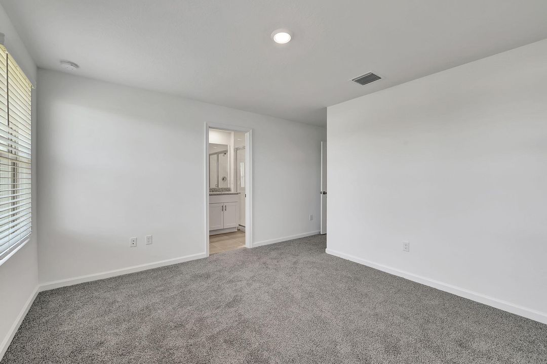 For Sale: $334,105 (3 beds, 2 baths, 1485 Square Feet)