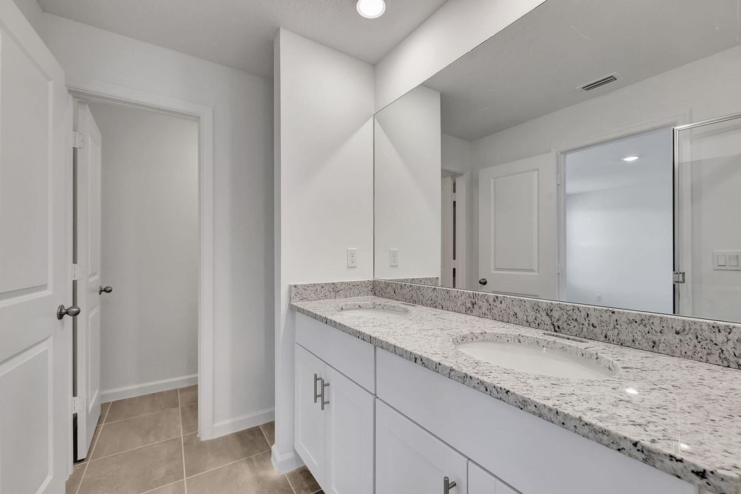 For Sale: $334,105 (3 beds, 2 baths, 1485 Square Feet)