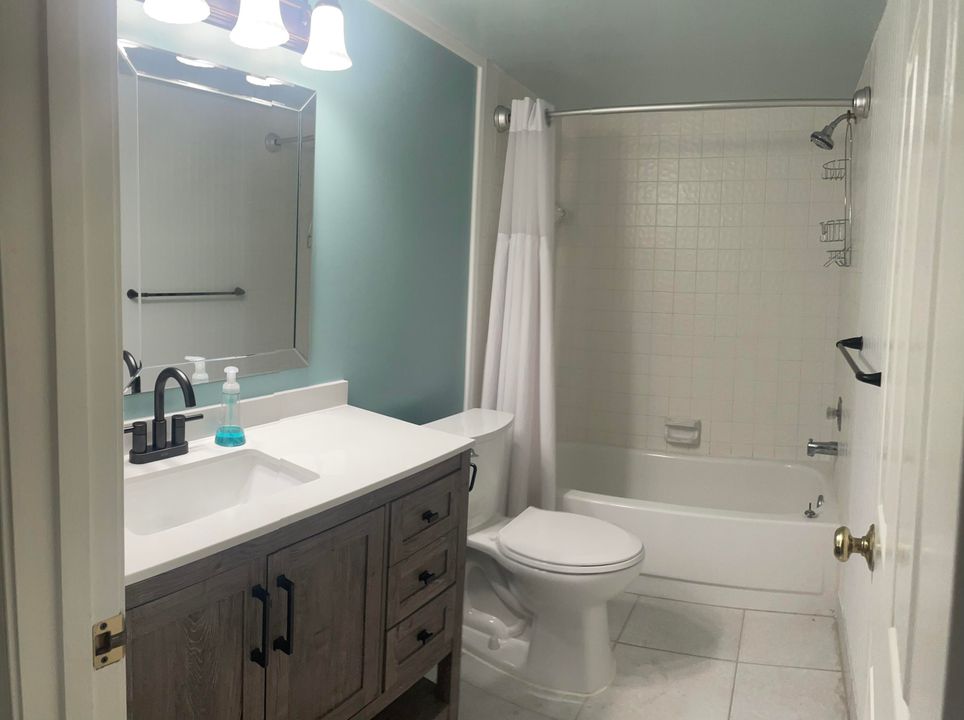 For Sale: $325,000 (2 beds, 2 baths, 1314 Square Feet)