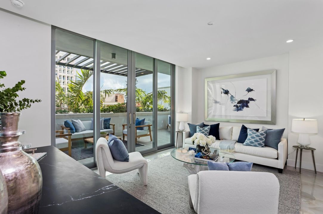 For Sale: $4,495,000 (3 beds, 3 baths, 2883 Square Feet)