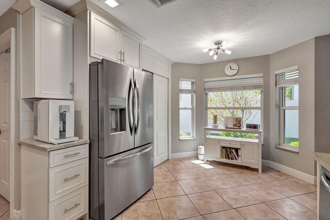 For Sale: $734,000 (4 beds, 2 baths, 2152 Square Feet)