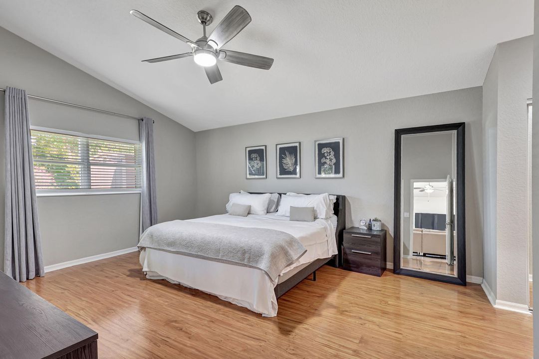 Active With Contract: $3,900 (4 beds, 2 baths, 2152 Square Feet)