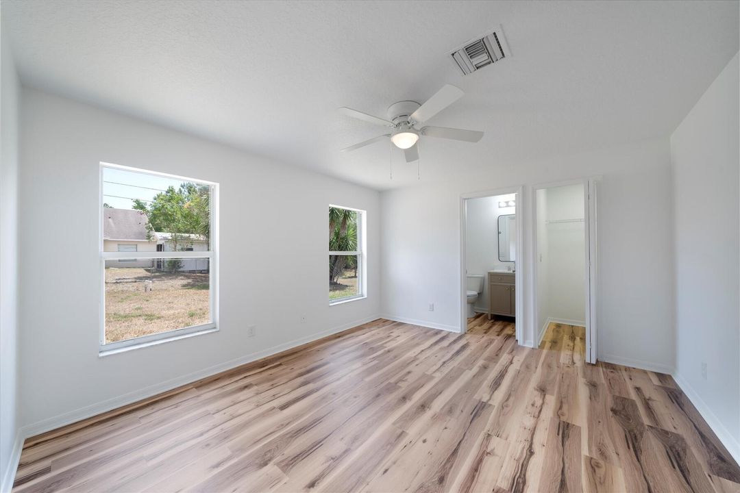 For Sale: $319,000 (3 beds, 2 baths, 1320 Square Feet)