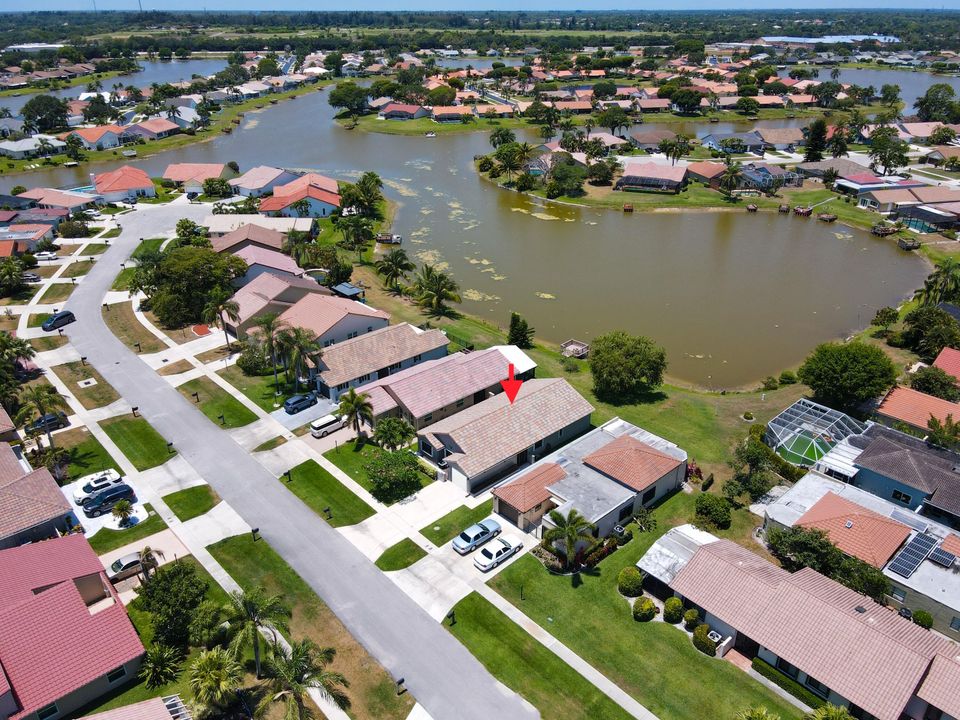 For Sale: $520,000 (3 beds, 2 baths, 1584 Square Feet)