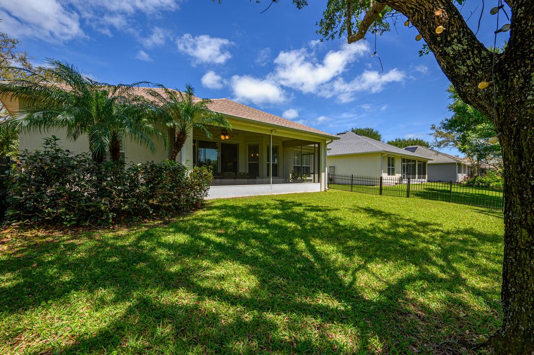 For Sale: $435,000 (3 beds, 2 baths, 1520 Square Feet)