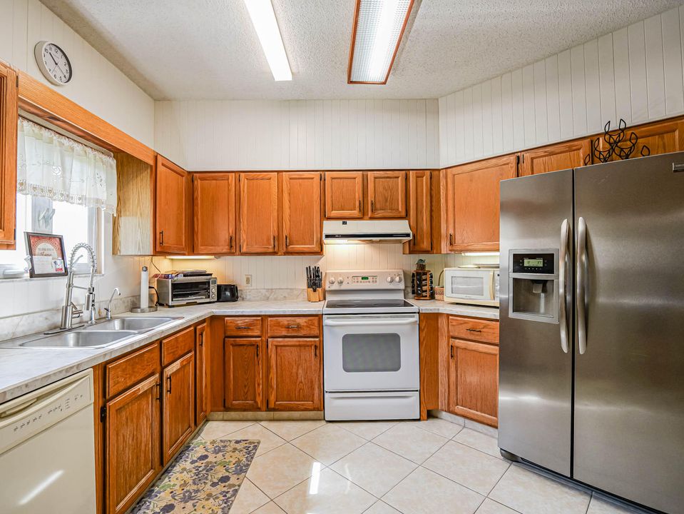 For Rent: $1,795 (2 beds, 2 baths, 1417 Square Feet)