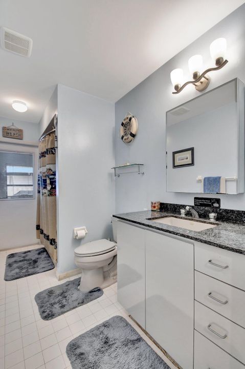 Active With Contract: $595,000 (5 beds, 2 baths, 2548 Square Feet)