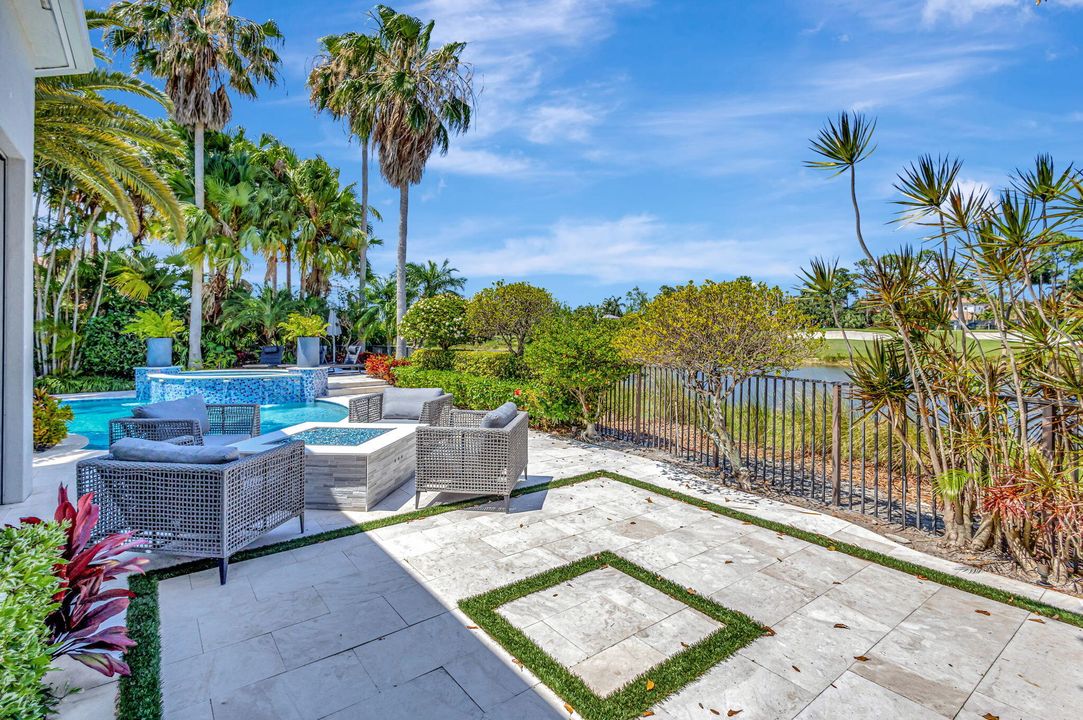 Active With Contract: $4,750,000 (4 beds, 4 baths, 4630 Square Feet)