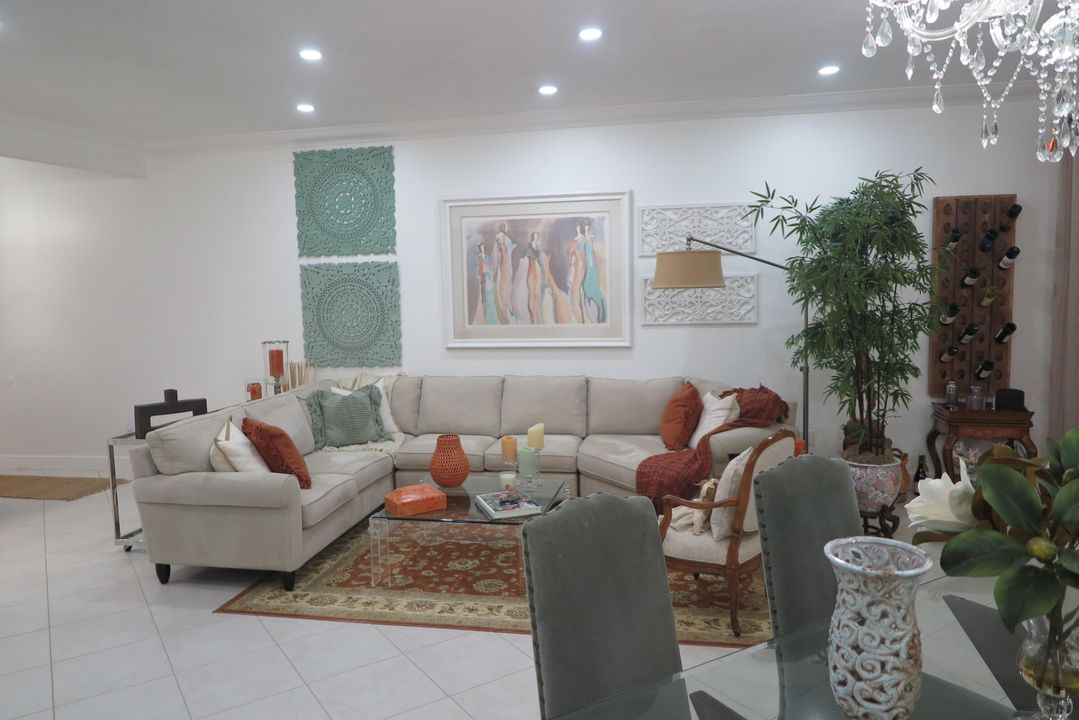 Active With Contract: $5,500 (2 beds, 2 baths, 1447 Square Feet)