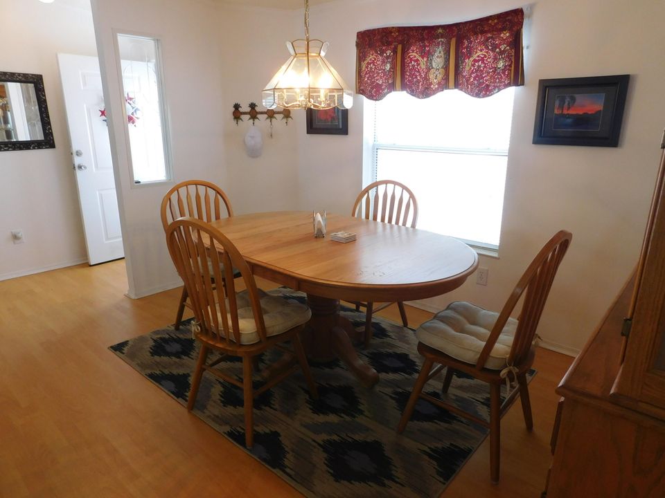 For Sale: $239,500 (3 beds, 2 baths, 1898 Square Feet)
