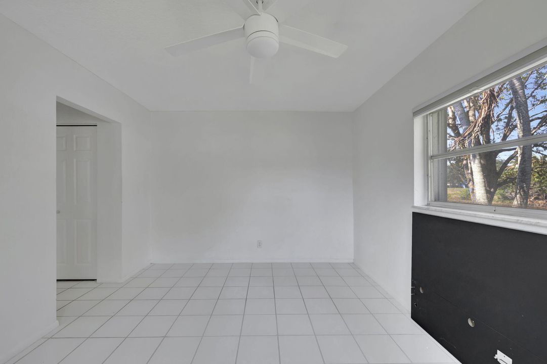 Active With Contract: $345,000 (2 beds, 2 baths, 1498 Square Feet)