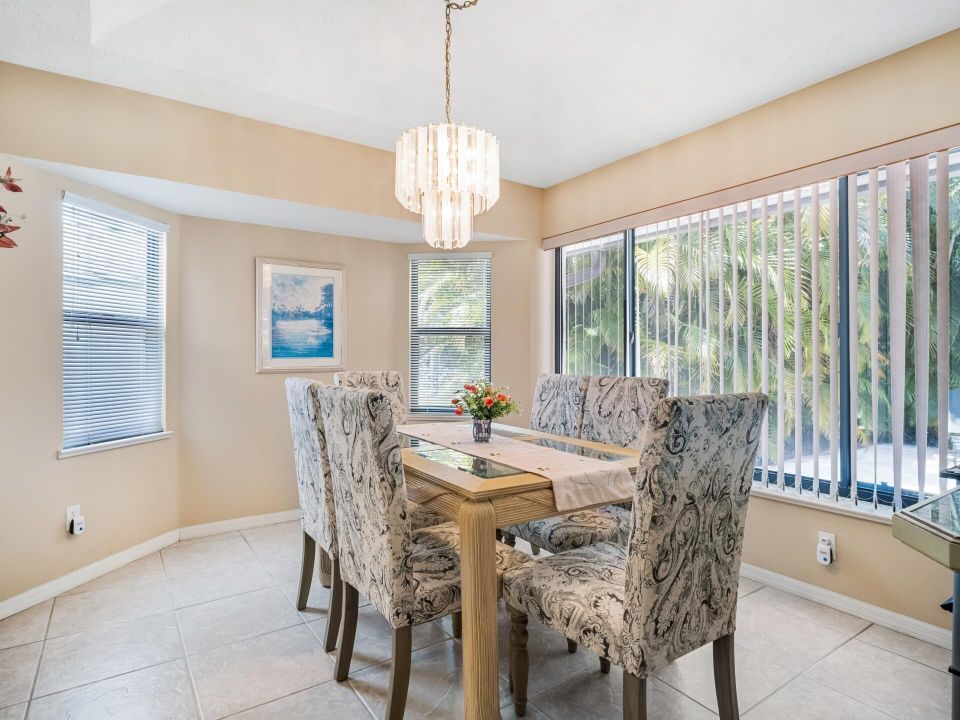 For Sale: $439,000 (3 beds, 2 baths, 1494 Square Feet)