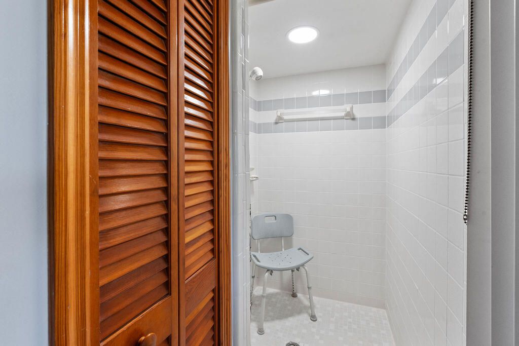 待售: $490,000 (3 贝兹, 2 浴室, 1833 平方英尺)