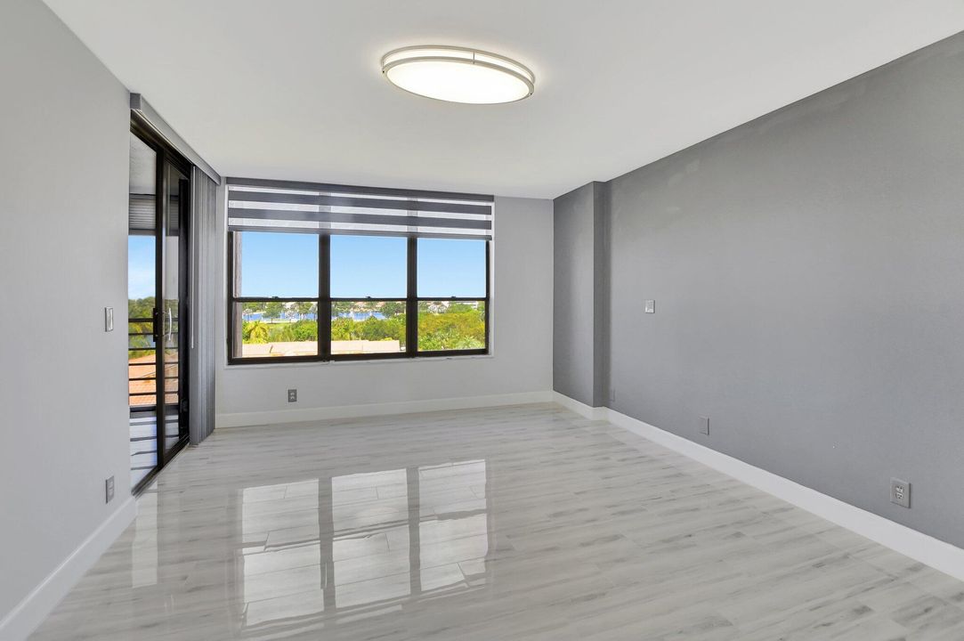 For Sale: $429,000 (2 beds, 2 baths, 1530 Square Feet)