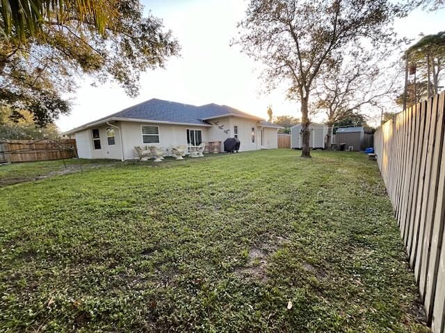 For Sale: $495,000 (3 beds, 2 baths, 2139 Square Feet)